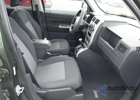 2008 Jeep Patriot Sport from USA, damaged, VIN 1J8FF28W78D771999